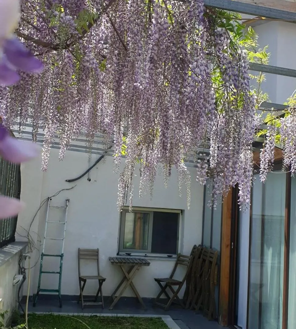 La Casa Di Luigi Bed & Breakfast Catania