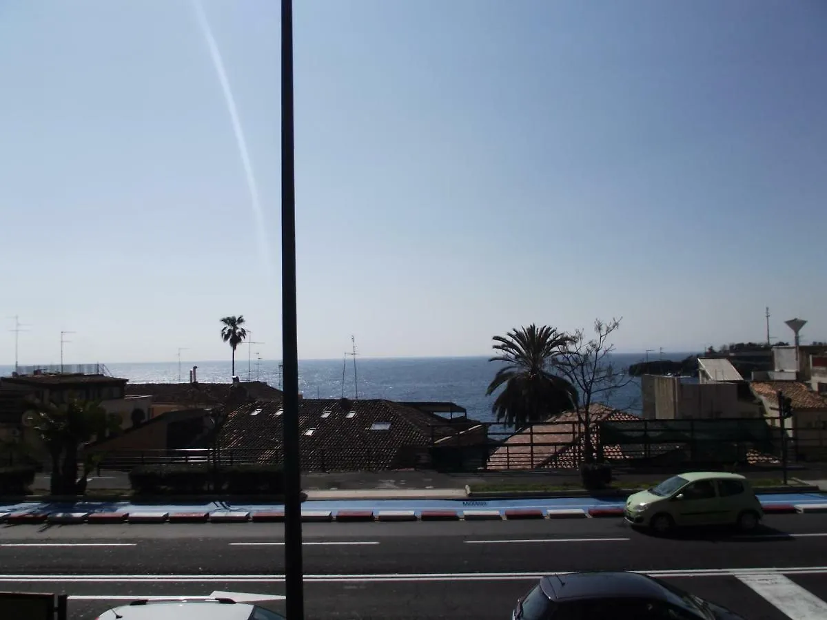 La Casa Di Luigi Bed & Breakfast Catania