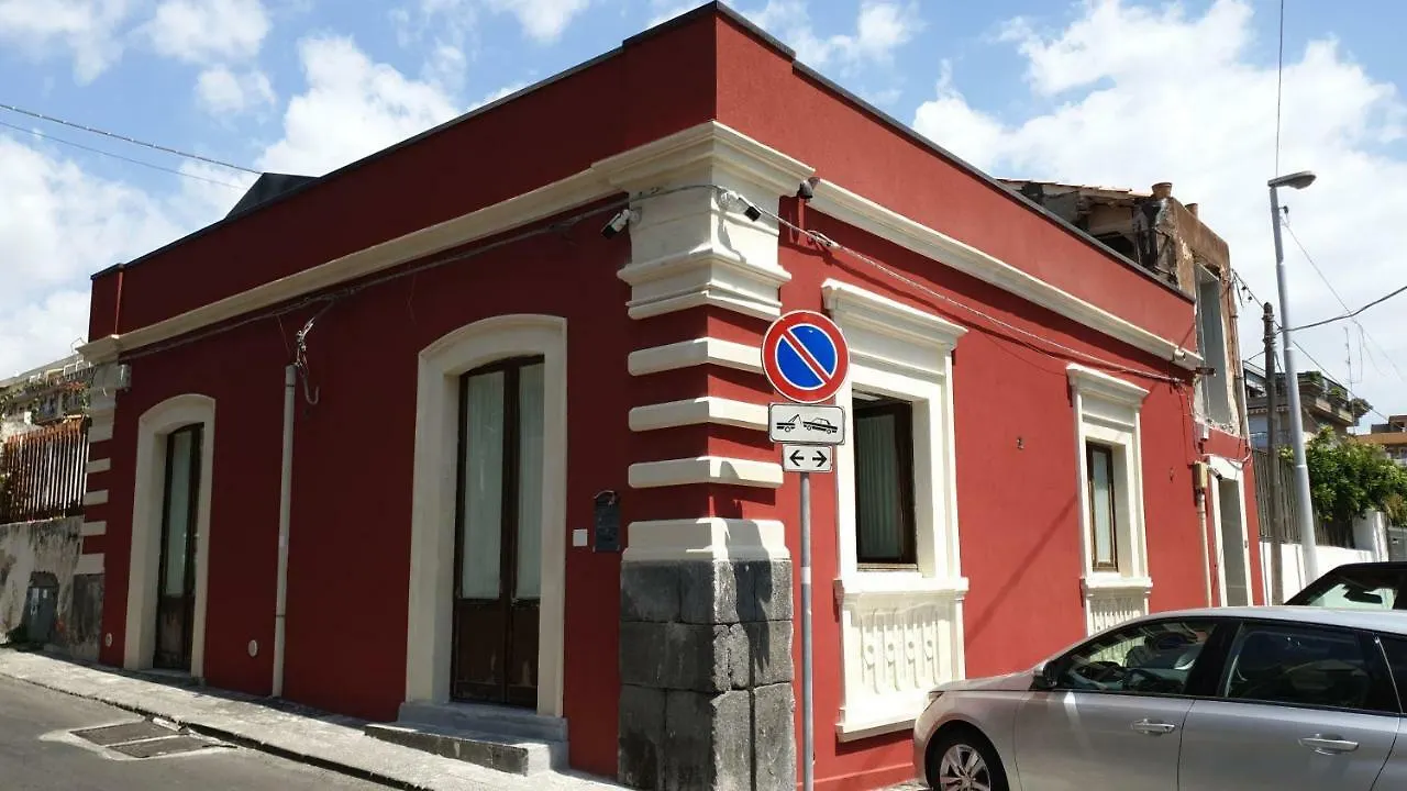 La Casa Di Luigi Bed & Breakfast Catania